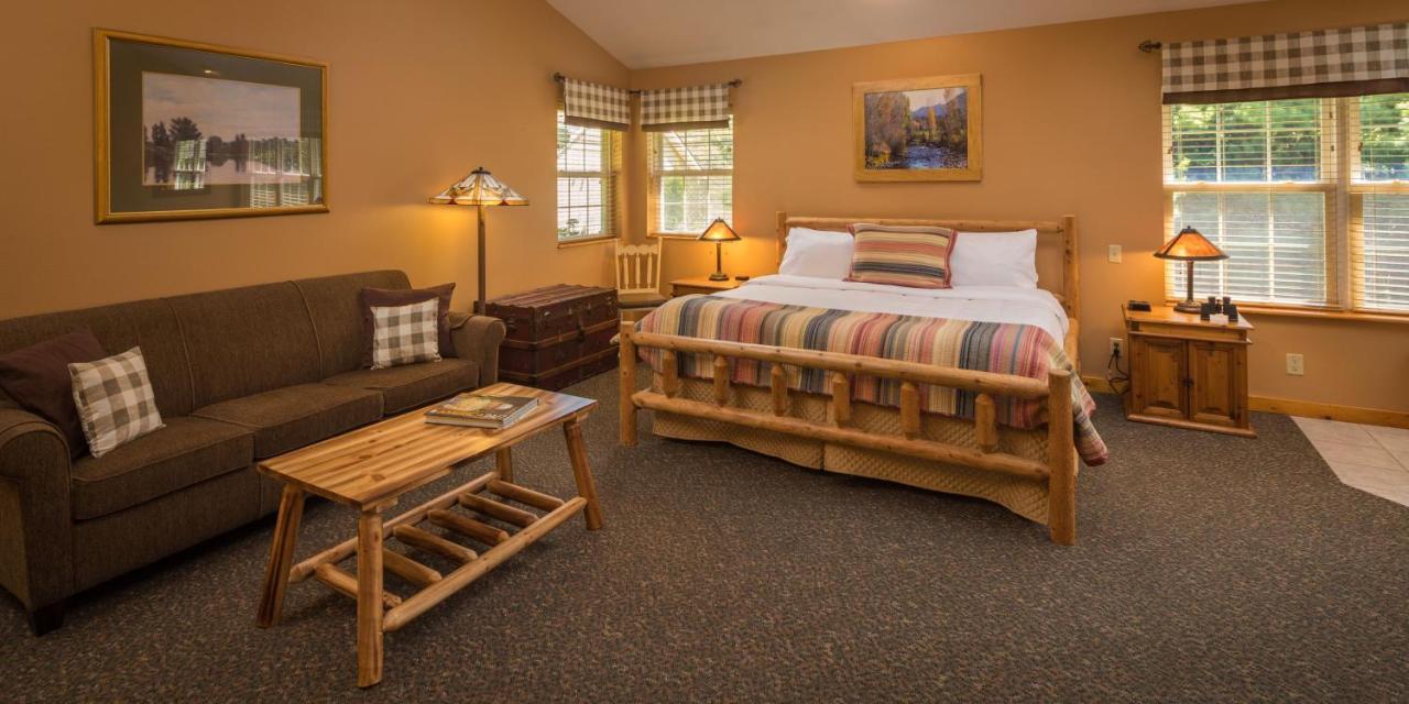 Hawk Valley Retreat & Cottages Galena Exterior photo